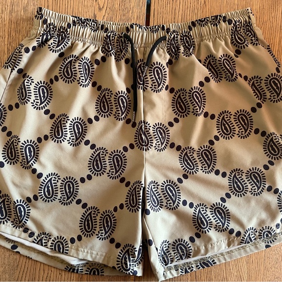 Paisley Pattern Shorts - Picture 1 of 2